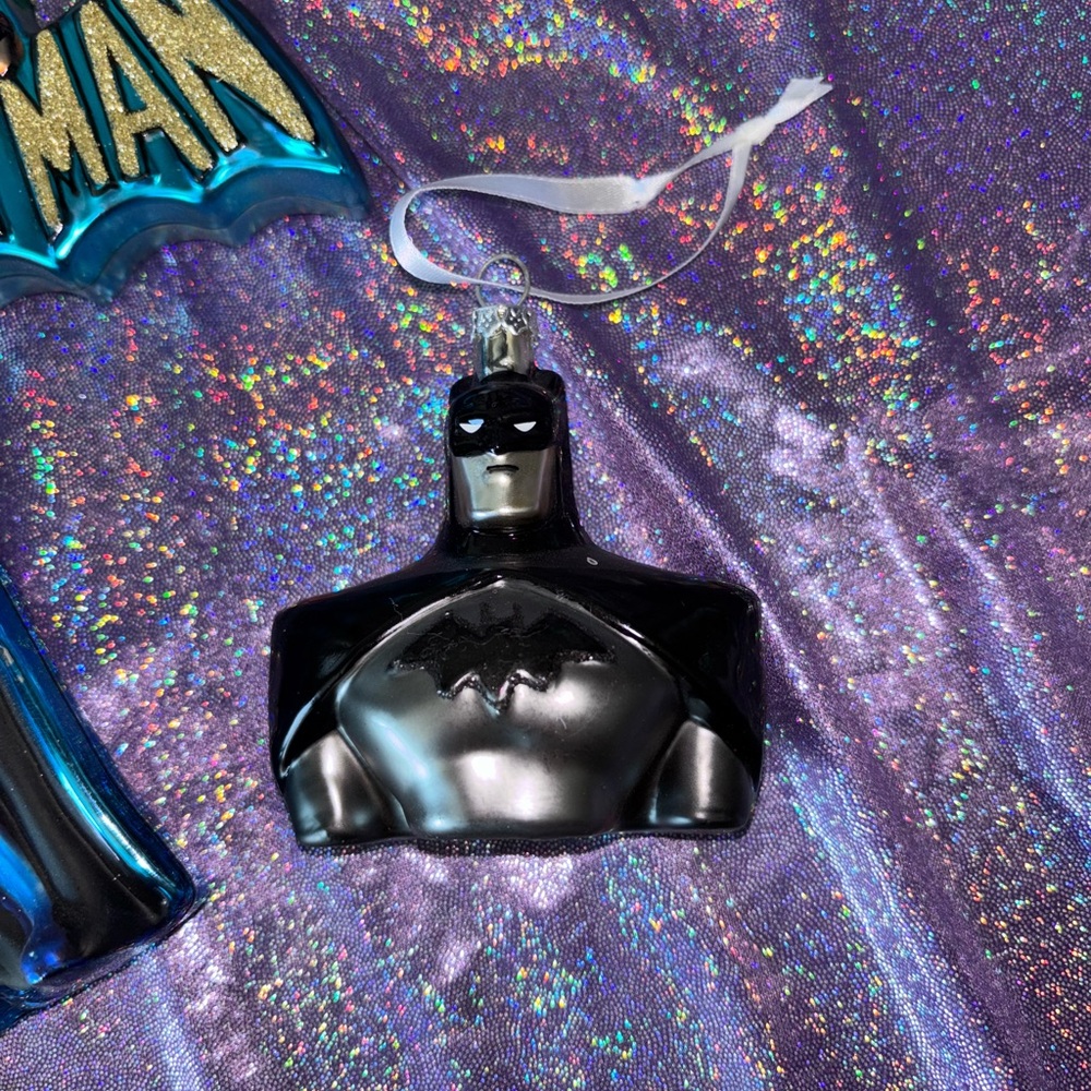 Batman Ornament Set - Picture 4 of 6